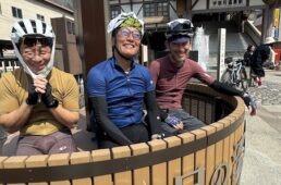 宇奈月温泉駅前にある撮影用のオブジェ