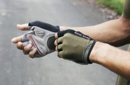 パールイズミ　メガ グローブ