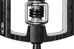 クランクブラザーズ「幾田選手MTBアジア選手権大会DHI優勝記念キャンペーン」