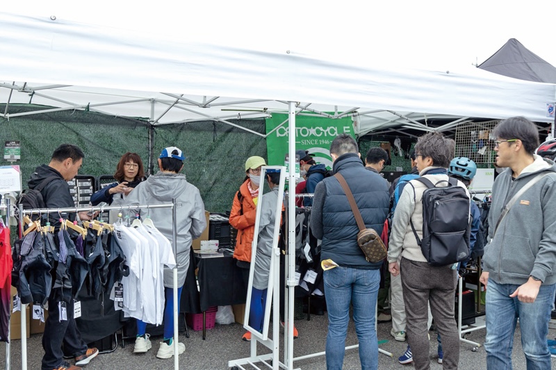 サイクルショップが出展