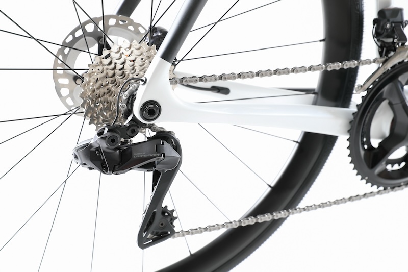 デローザ i-DOL フルカーボン 電動コンポ