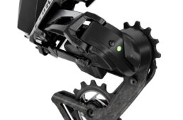 フォースAXS E1のリヤディレーラー