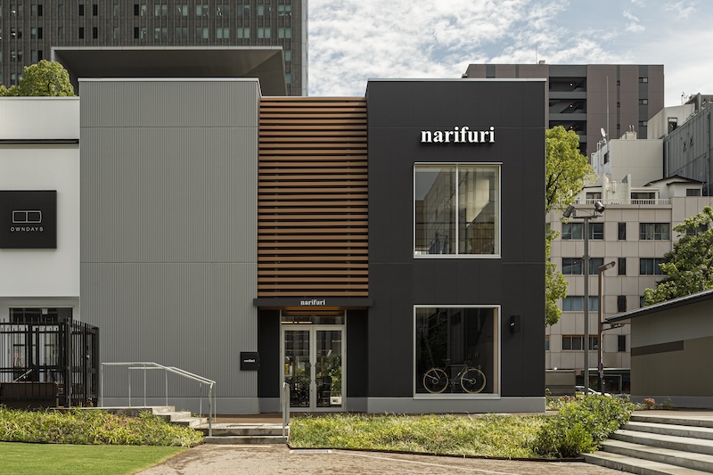 narifuri直営店を閉店