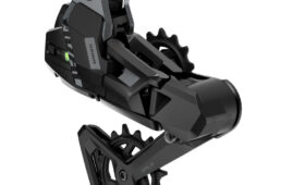 ライバルXPLR AXSリヤディレーラー