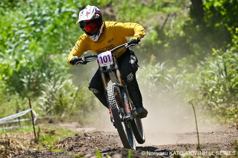 【2025年】高評価レビューアイテム特集 ダウンヒルシリーズ2025 第4戦 白馬岩岳MTB PARKで土屋聖眞が パーツ