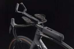 タロンウルトラファストGRハンドルバーとTTグラベルバー