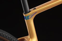 アダプティブシートポスト