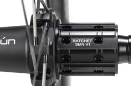 ハイパー5のハブ