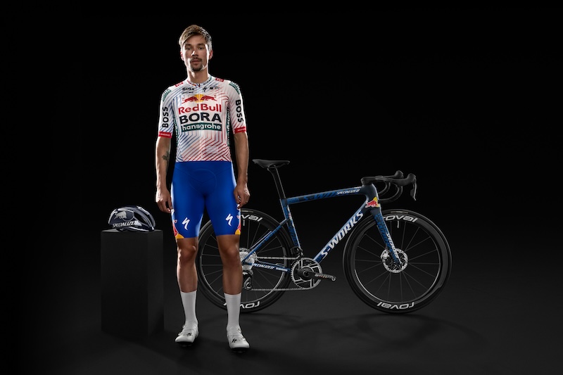 スペシャライズド　レッドブル・ボーラ・ハンスグローエ TDF