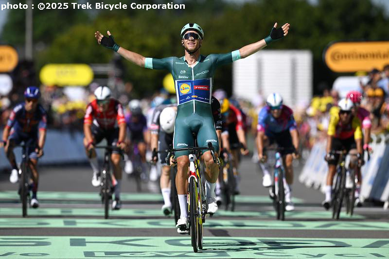 TOUR2025