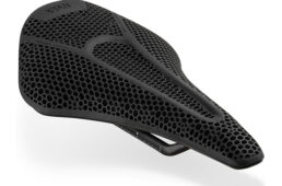 コルナゴ　ツール・ド・フランス優勝記念キャンペーン 第1弾