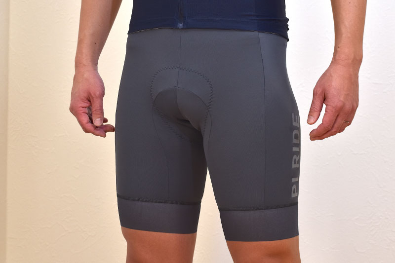 サイクリングパンツの例