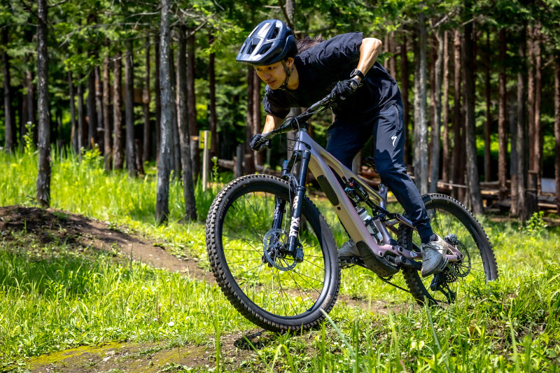 マウンテンバイクの加重と抜重