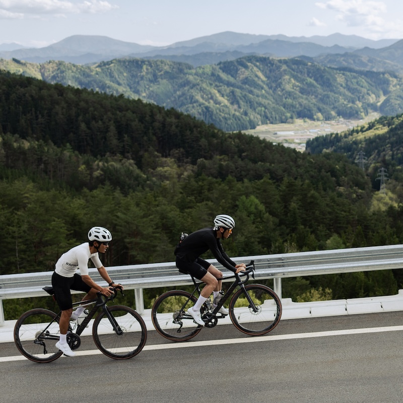 キャニオン・アルティメットCFR カンパニョーロエディション