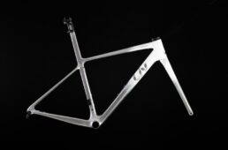 ジャイアント／Liv　カスタムペイントプログラム