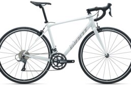 ジャイアント　オンロードパフォーマンスバイク2026モデル