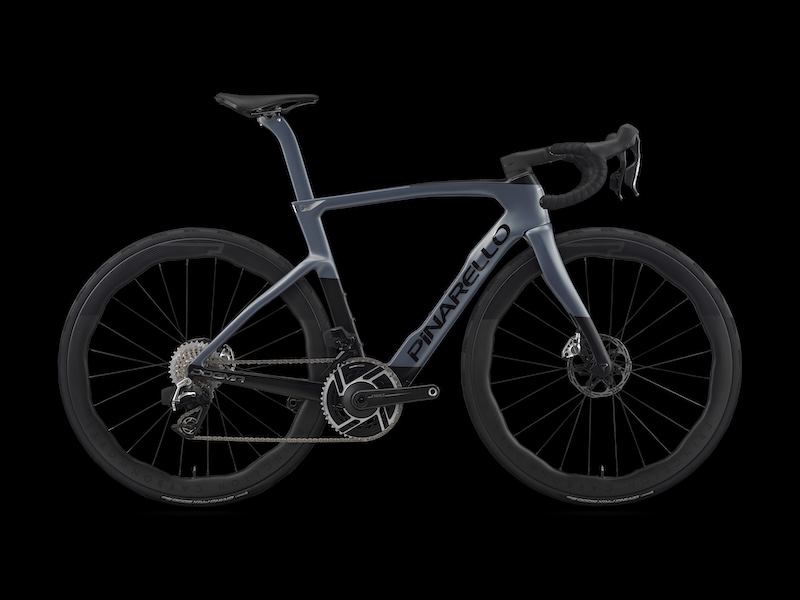 ピナレロ　ニュードグマ F2026ニューカラー