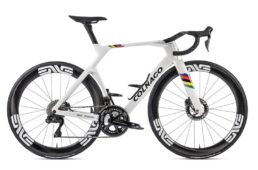 コルナゴ　ツール・ド・フランス優勝記念キャンペーン 第1弾