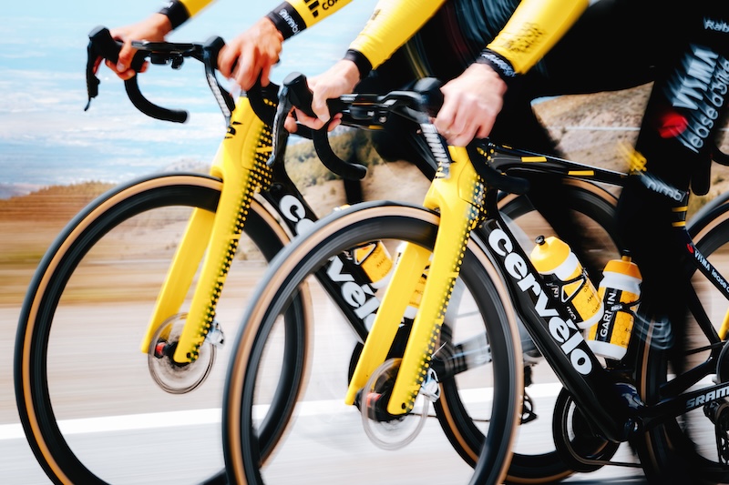 サーヴェロのエアロロードバイク「新型S5」にチームカラーが登場