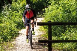 江里口副編集長