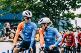 スペシャライズド・S-Worksヘルメット 2025チームカラー