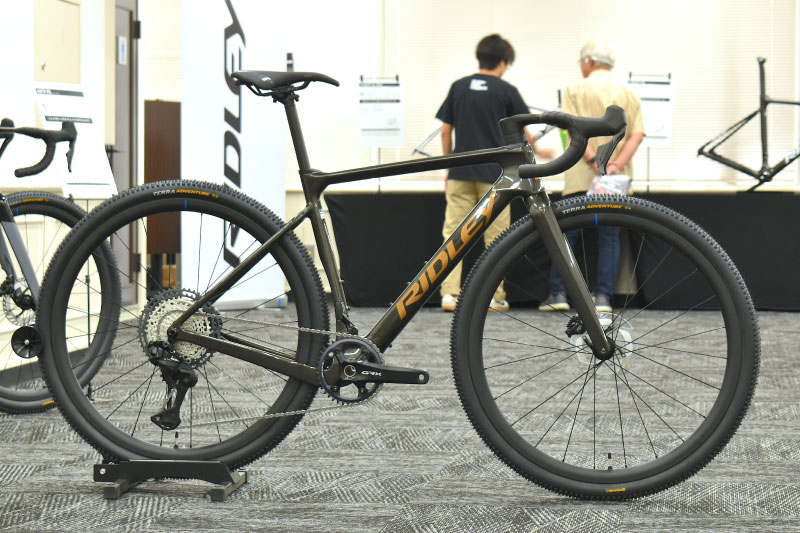 リドレー・アスター