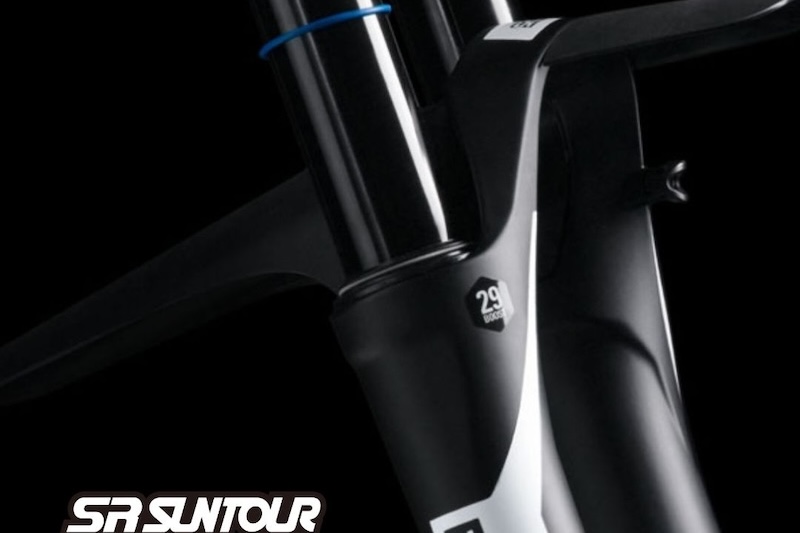 SRサンツアーがMTBクロスカントリー用サスペンションフォークを