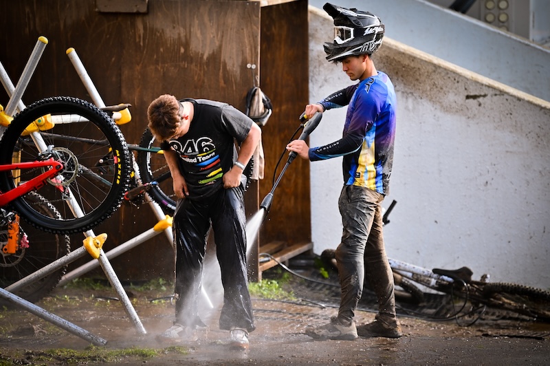 ダウンヒルシリーズ2025 第5戦 ニセコアンヌプリ