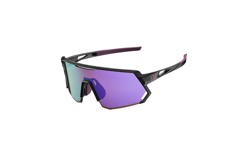 ジャイアント／Liv　アリア