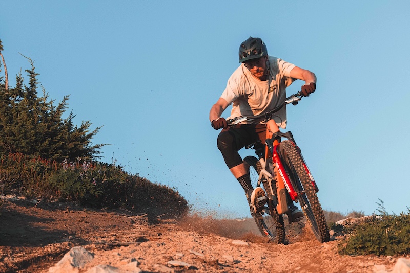 MARS‪‪❤︎‬シューズ クランクブラザーズのMTBシューズ4モデルに限定カラーが登場