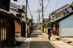 土佐街道を走る