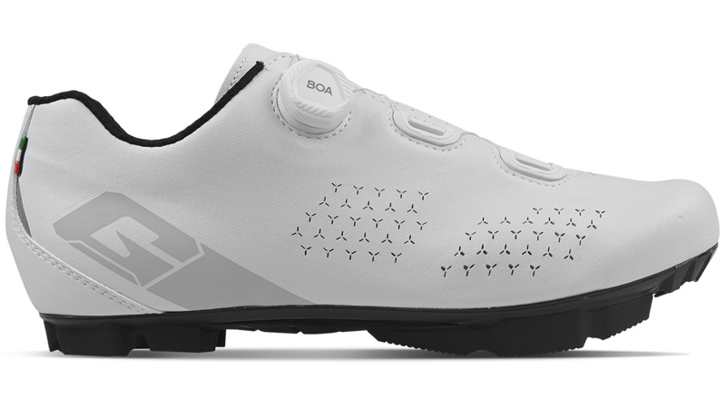 G.トレイルプラス