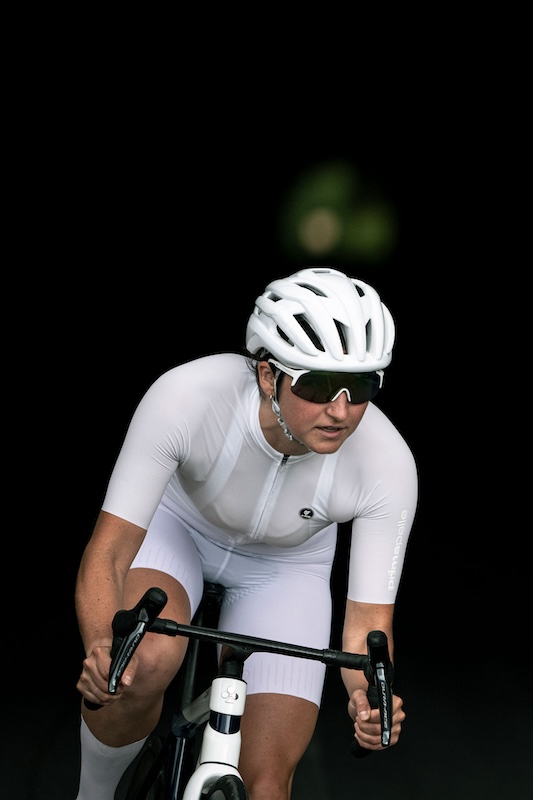 メット アブソリュート ホワイト