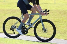 ヴォソ コアを試す吉本さん