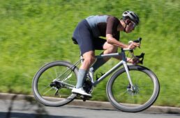 アルティメイト50＋を試す吉本さん