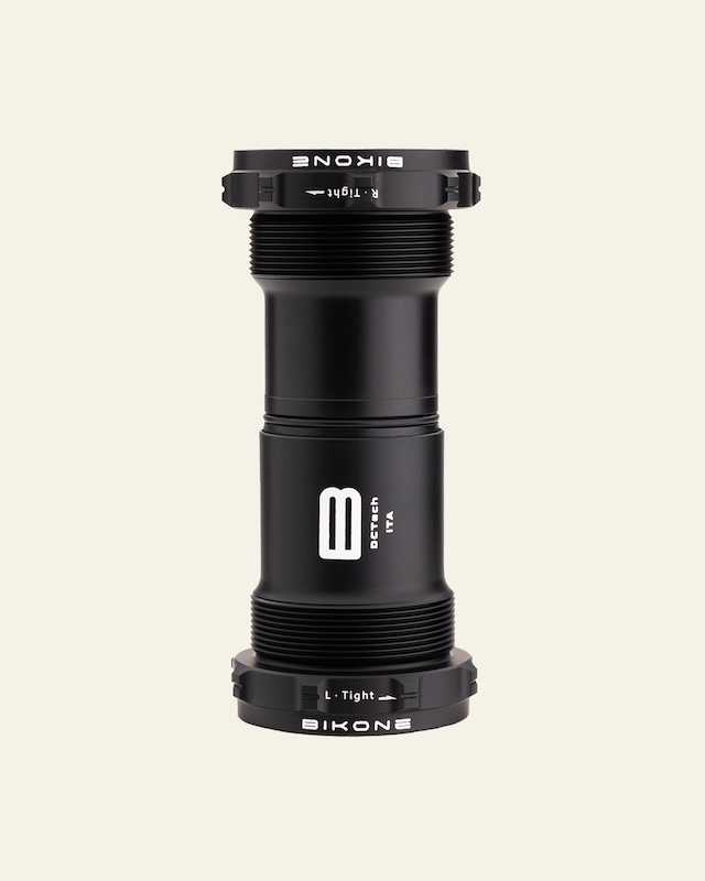 ビコネ　ボトムブラケット