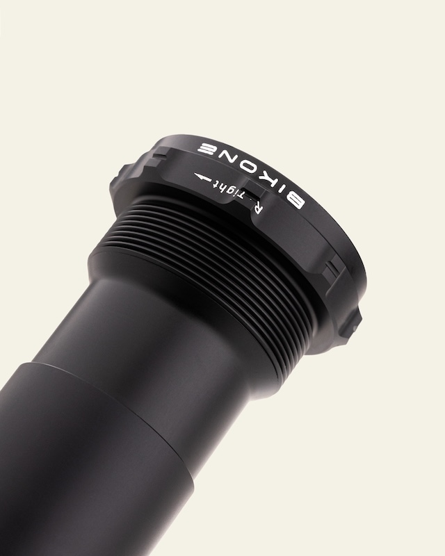 ビコネ　ボトムブラケット