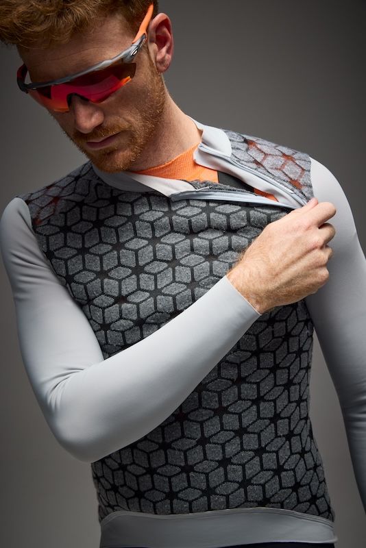 Q36.5　ブレットプルーフ ベースレイヤー