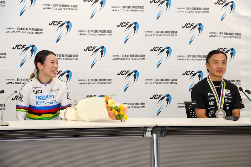 佐藤水菜&窪木一茂メダル獲得記者会見