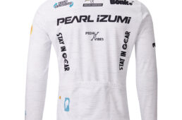 パールイズミ2025秋冬プリント ジャージ