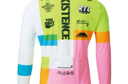 パールイズミ2025秋冬プリント ジャージ