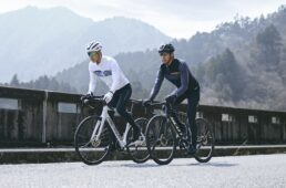 パールイズミ2025ウィンドブレーク ジャケット