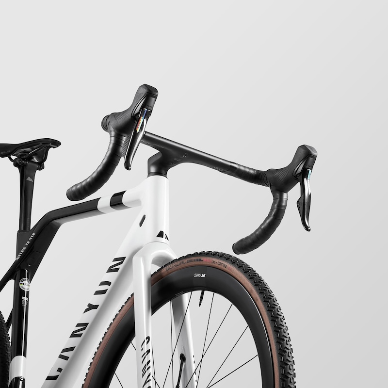 キャニオン・インフライト　セール