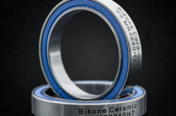 ビコネ　ボトムブラケット