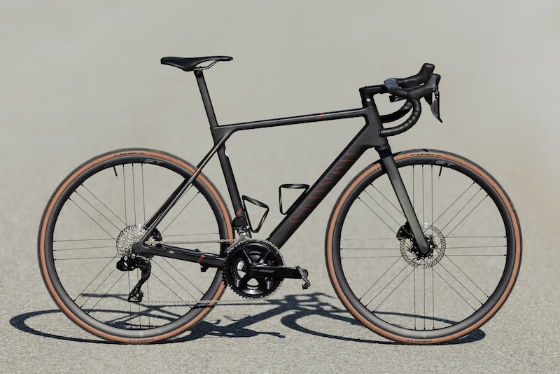 キャニオン・アルティメットCFR ゾンダ