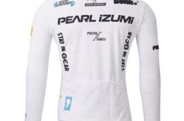 パールイズミ2025秋冬プリント ジャージ