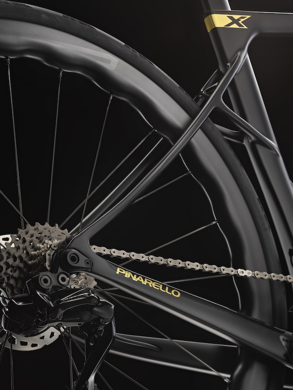 ピナレロ・ドグマ X 2026ニューカラー