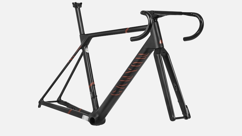 キャニオン・アルティメットCFR ゾンダ