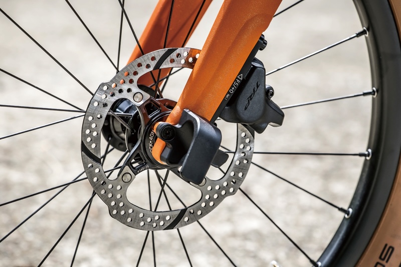 ディスクブレーキ