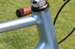 ヘッドチューブ